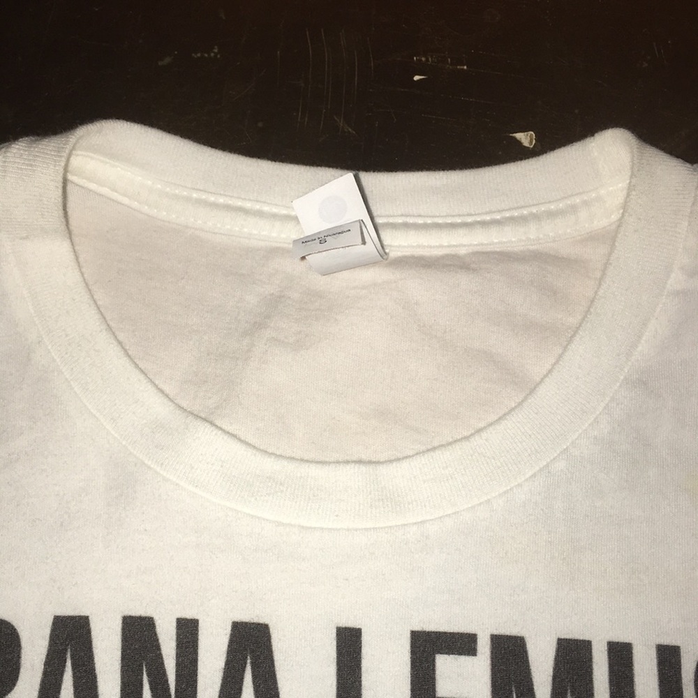 Shirt - Picture 3 of 3